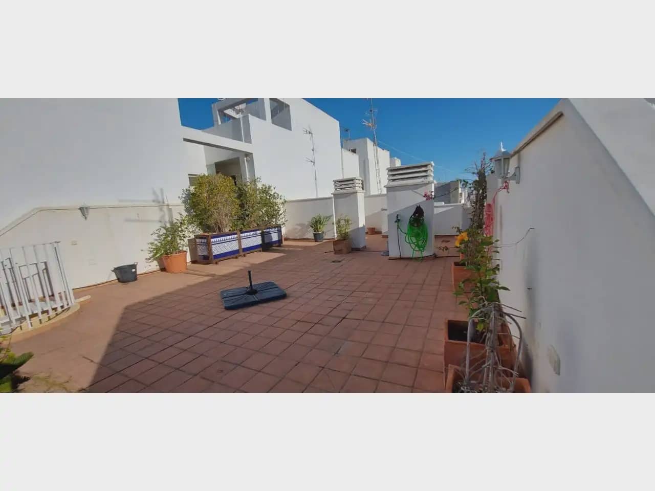 2 soveværelse Lejlighed til salg i Garrucha med garage - € 239.000 (Ref: 10165279)