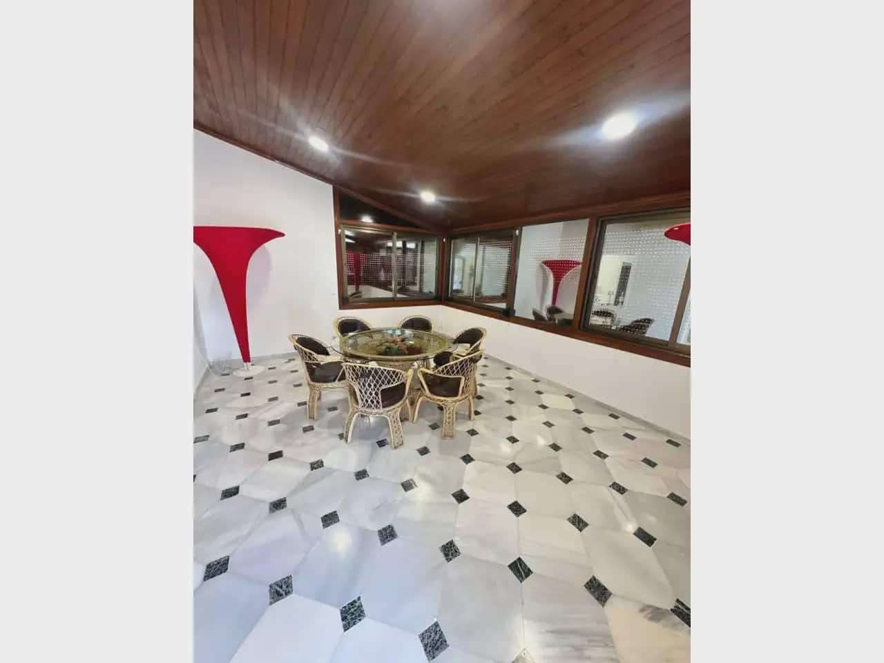 5 bedroom Villa for rent in Marbella with pool garage - € 6,000 (Ref: 10165282)