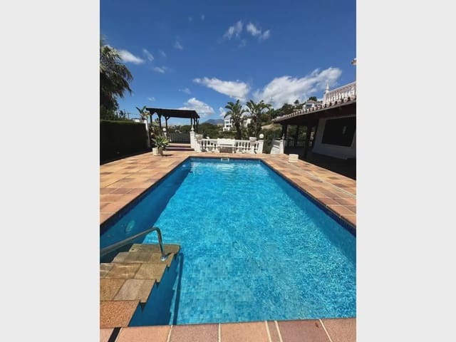5 Zimmer Villa zu vermieten in Costabella, Marbella mit Pool Garage - 6.000 € (Ref: 10165282)