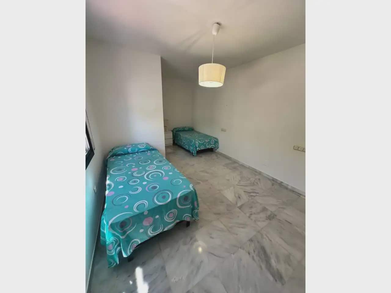 5 bedroom Villa for rent in Marbella with pool garage - € 6,000 (Ref: 10165282)