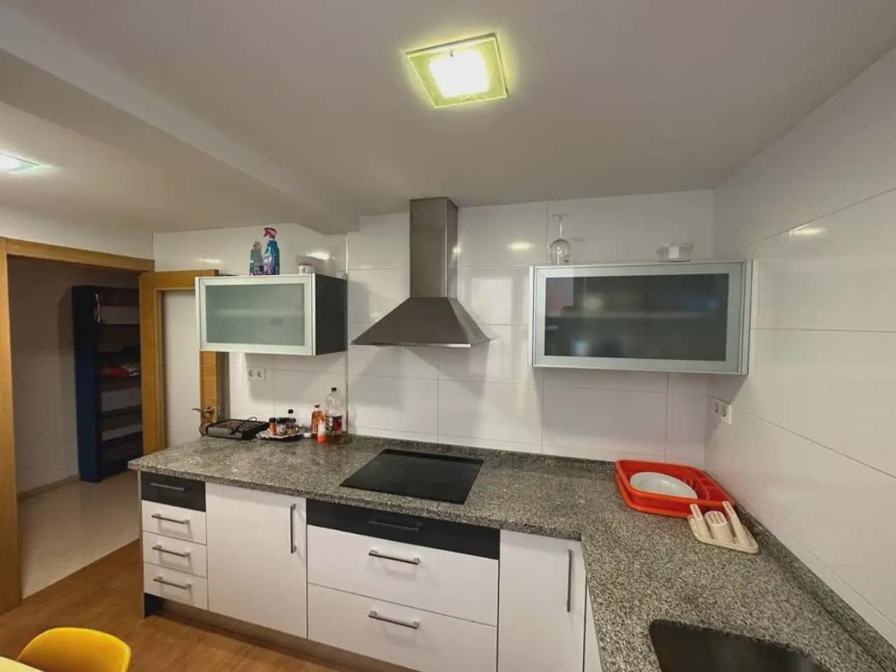 3 soverom Leilighet til leie i Granada by - € 900 (Ref: 10165283)