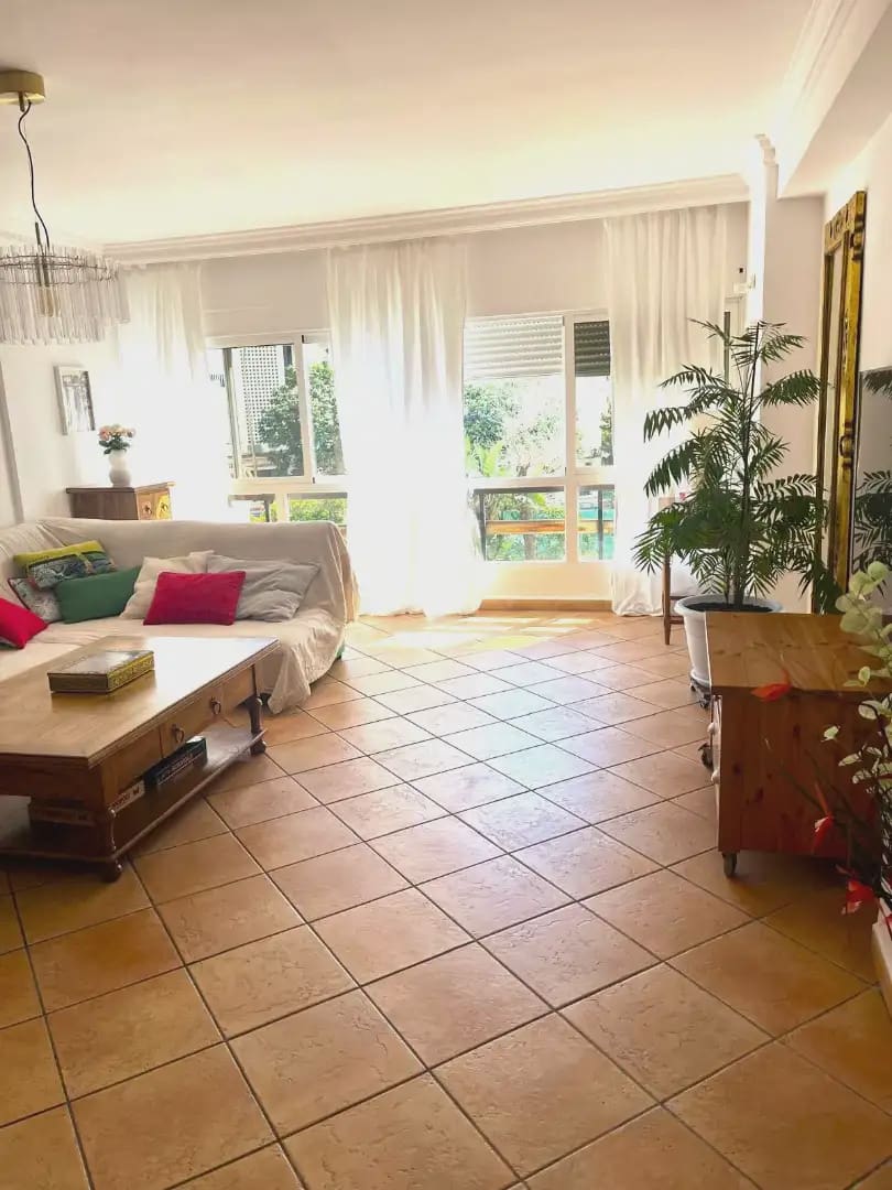 1 soverom Leilighet til salgs i Marbella med svømmebasseng - € 307 000 (Ref: 10170041)