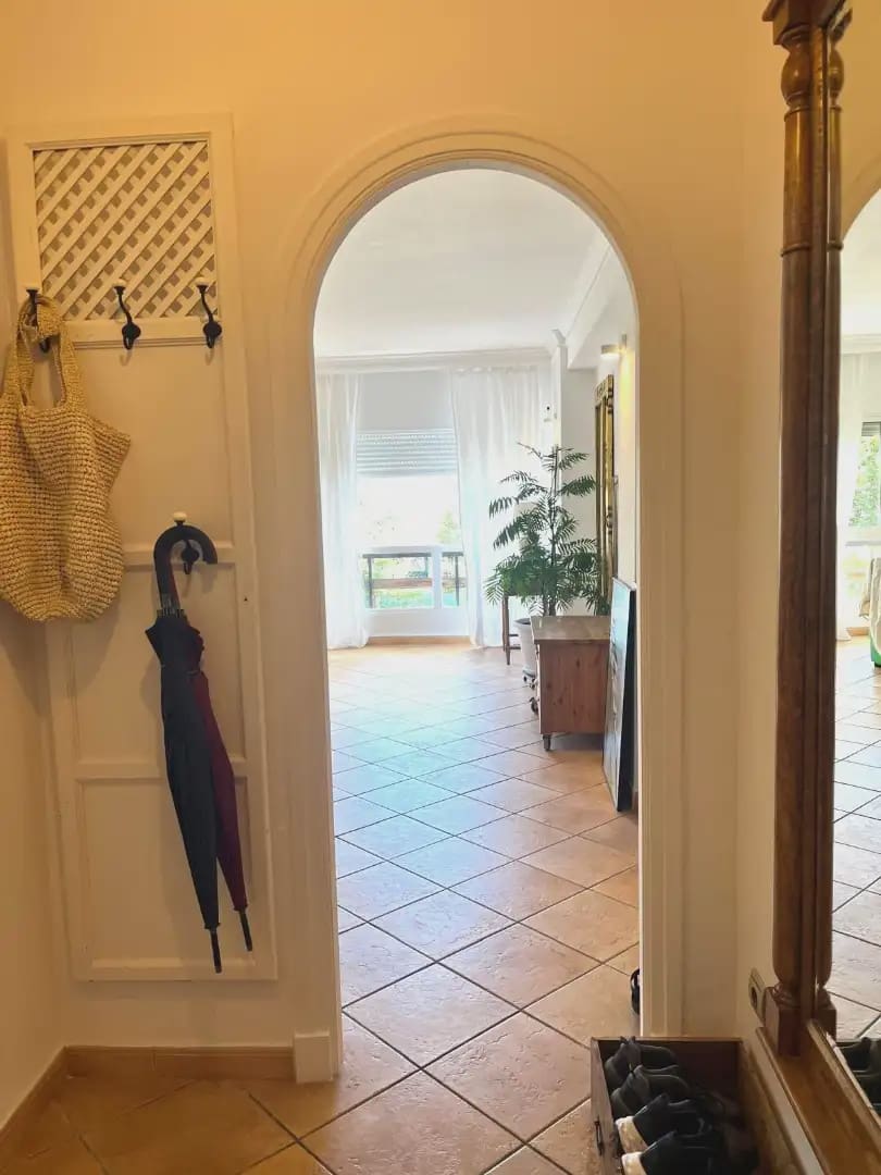 1 soverom Leilighet til salgs i Marbella med svømmebasseng - € 307 000 (Ref: 10170041)