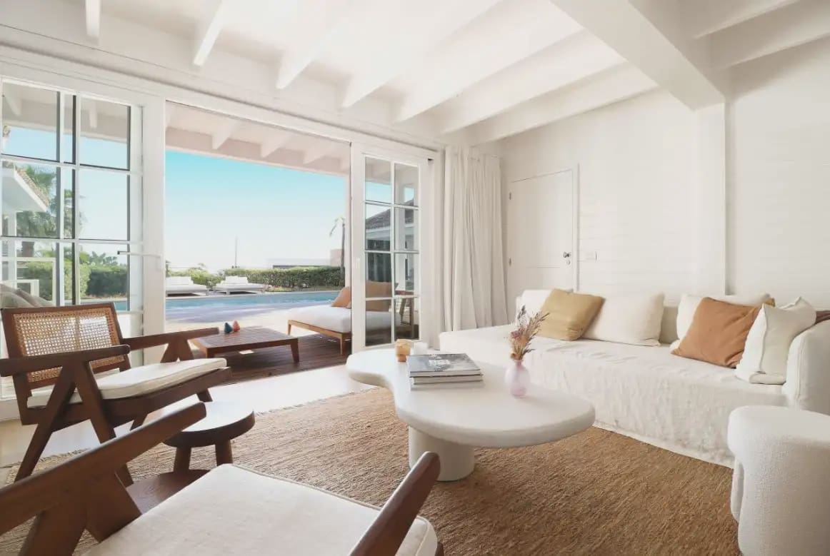 4 bedroom Villa for sale in Benahavis with pool garage - € 1,875,000 (Ref: 10170043)