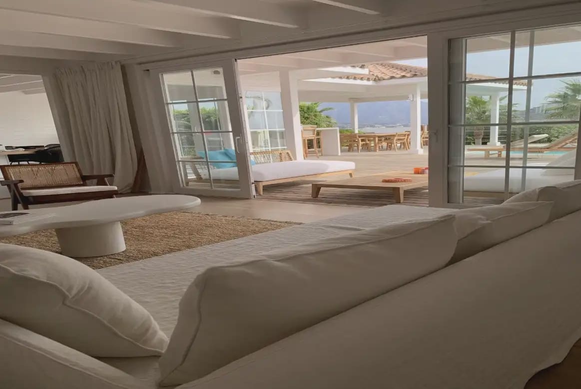 4 bedroom Villa for sale in Benahavis with pool garage - € 1,875,000 (Ref: 10170043)