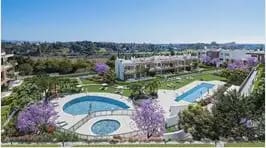 3 bedroom Flat for sale in Estepona with pool garage - € 732,000 (Ref: 10170046)