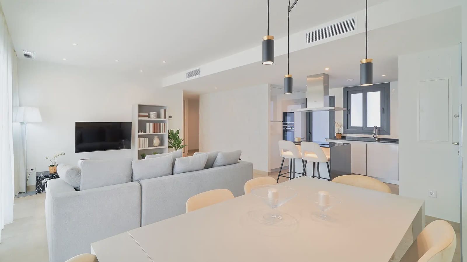 3 bedroom Flat for sale in Estepona with pool garage - € 732,000 (Ref: 10170046)