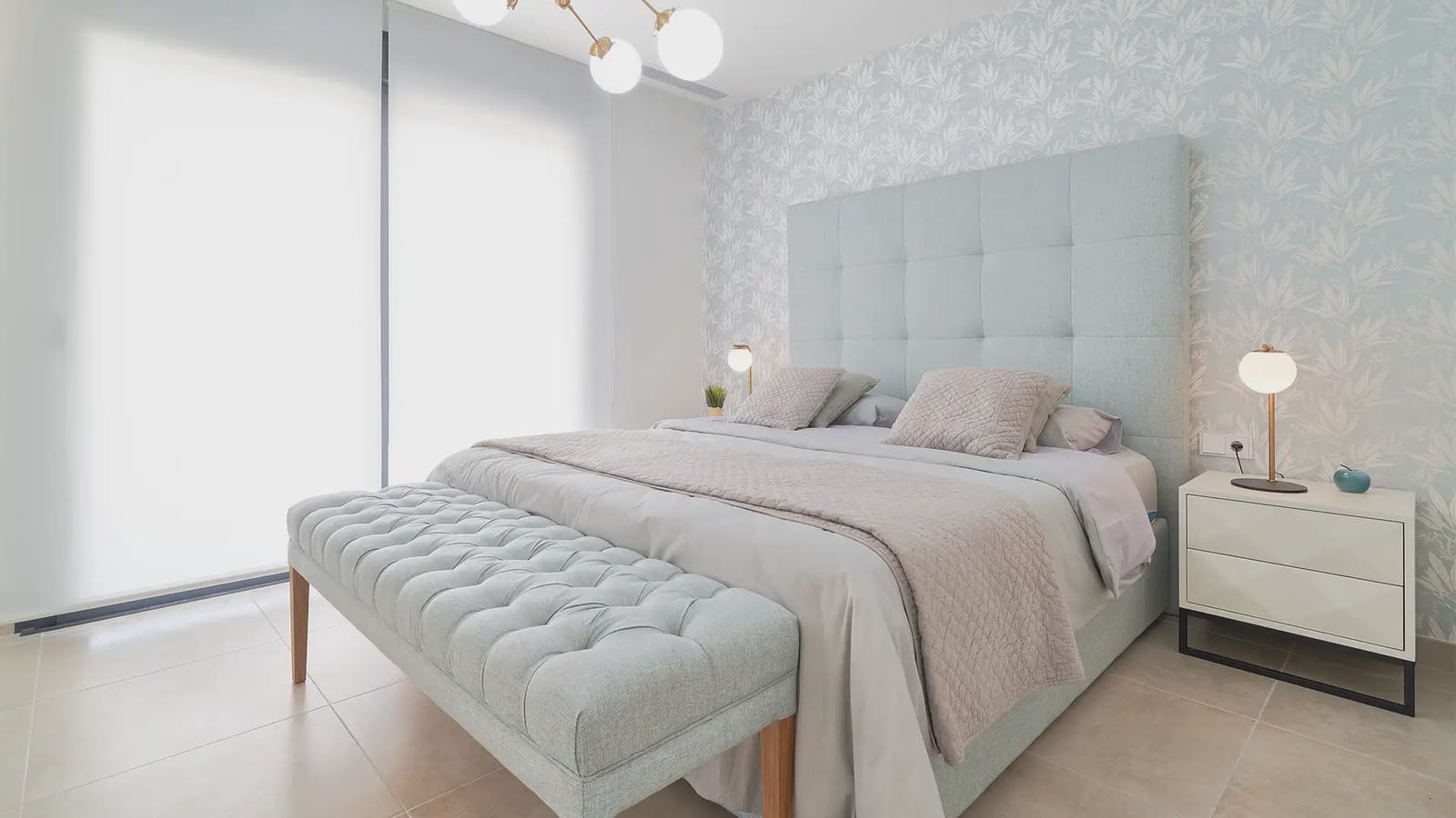 3 bedroom Flat for sale in Estepona with pool garage - € 732,000 (Ref: 10170046)