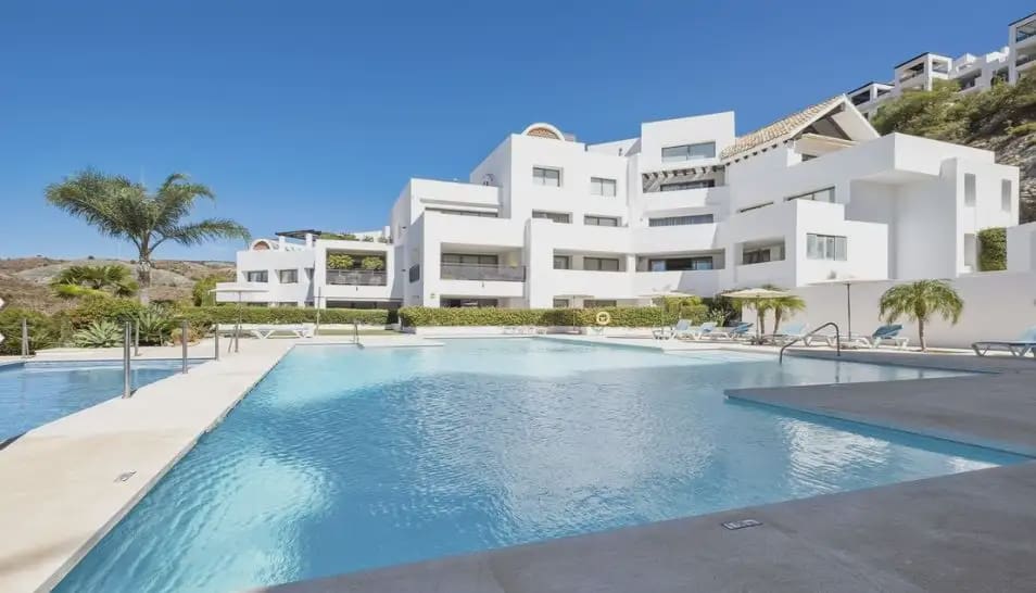 3 soveværelse Penthouse til salg i Benahavis med swimmingpool garage - € 1.075.000 (Ref: 10170049)
