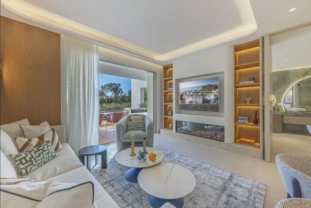 3 slaapkamer Flat te koop in El Velerín, Estepona met zwembad - € 1.895.000 (Ref: 10170050)