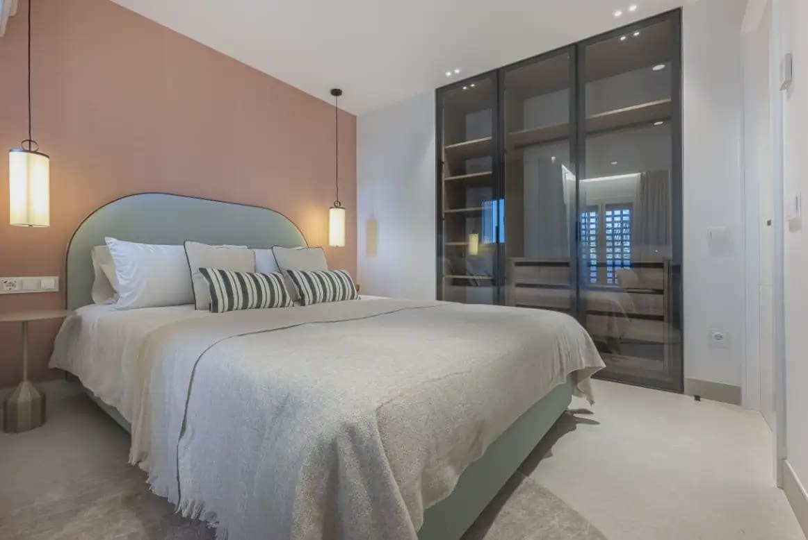 Piso de 3 habitaciones en El Velerín en venta con piscina - 1.895.000 € (Ref: 10170050)