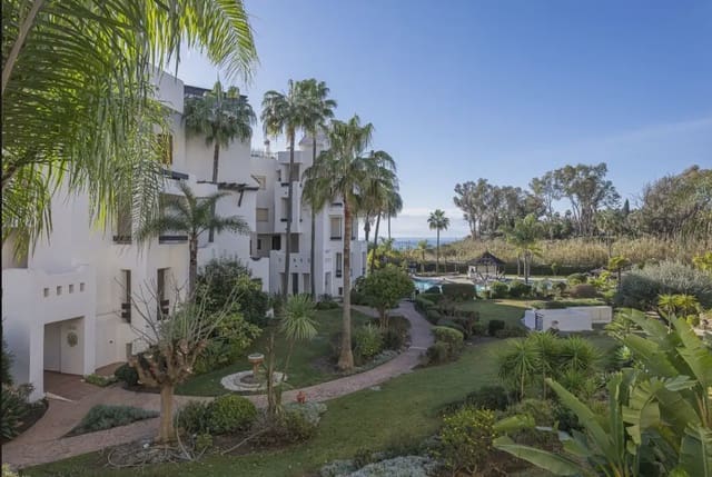 3 slaapkamer Flat te koop in El Velerín, Estepona met zwembad - € 1.895.000 (Ref: 10170050)