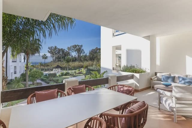 3 slaapkamer Flat te koop in El Velerín, Estepona met zwembad - € 1.895.000 (Ref: 10170050)