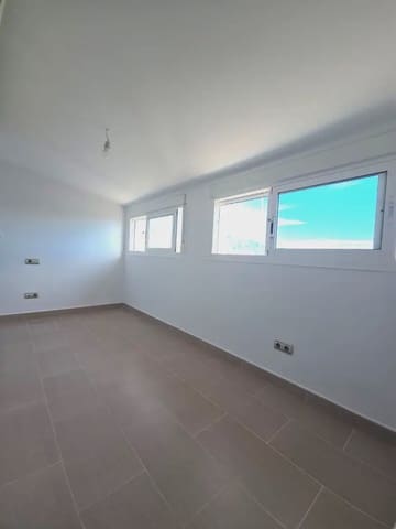 4 camera da letto Appartamento in vendita in Nueva Alcántara, Marbella con garage - 445.000 € (Rif: 10170051)