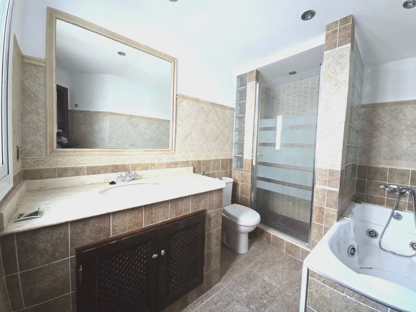 4 Zimmer Wohnung zu verkaufen in Marbella mit Garage - 445.000 € (Ref: 10170051)