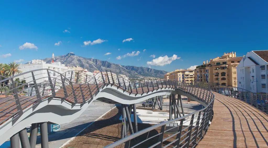 4 Zimmer Wohnung zu verkaufen in Marbella mit Garage - 445.000 € (Ref: 10170051)