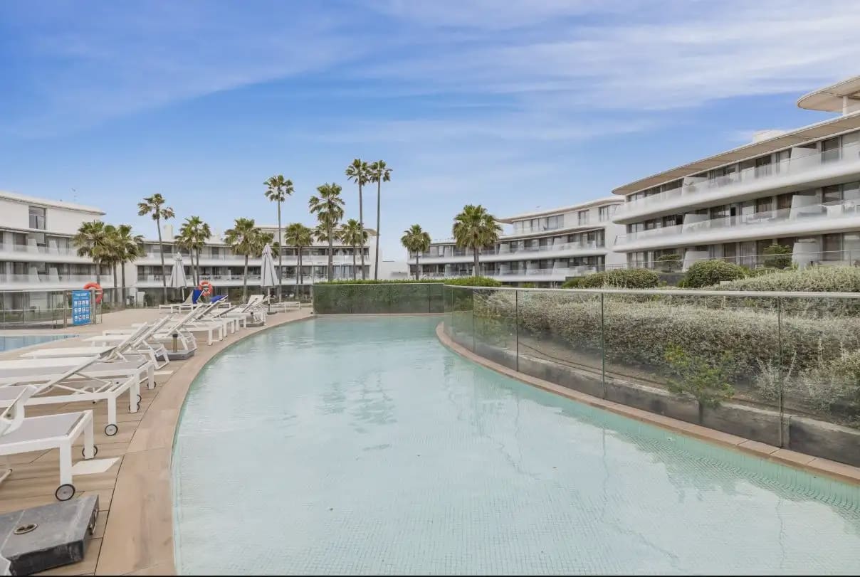 3 chambre Appartement de Plage à vendre à Estepona avec piscine garage - 1 145 000 € (Ref: 10170053)