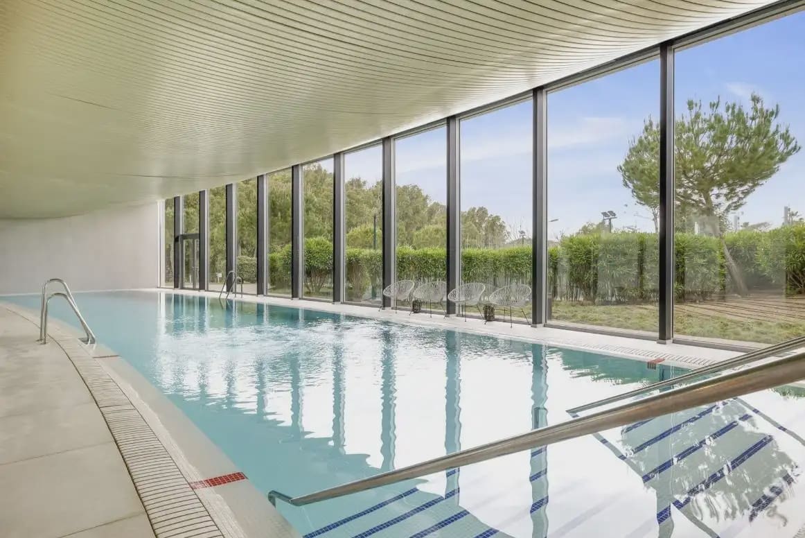 3 chambre Appartement de Plage à vendre à Estepona avec piscine garage - 1 145 000 € (Ref: 10170053)