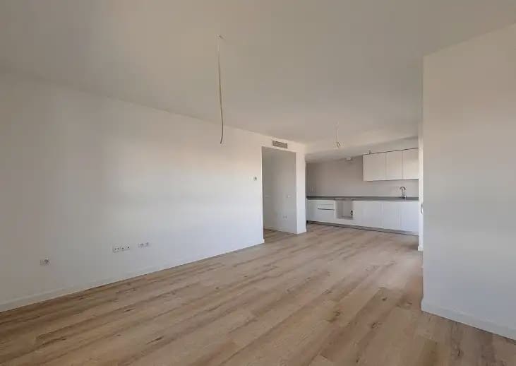 2 slaapkamer Penthouse te huur in Marbella met zwembad - € 2.600 (Ref: 10170058)