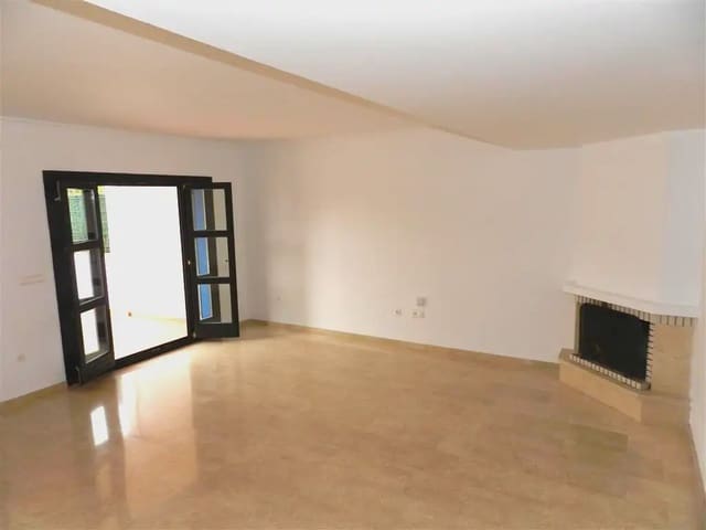 4 soverom Rekkehus til salgs i Guadalmina Alta, Marbella med svømmebasseng garasje - € 720 000 (Ref: 10170059)
