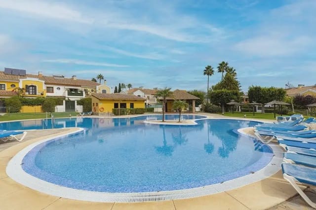 4 soverom Rekkehus til salgs i Guadalmina Alta, Marbella med svømmebasseng garasje - € 720 000 (Ref: 10170059)