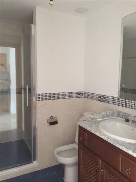4 soverom Rekkehus til salgs i Marbella med svømmebasseng garasje - € 720 000 (Ref: 10170059)