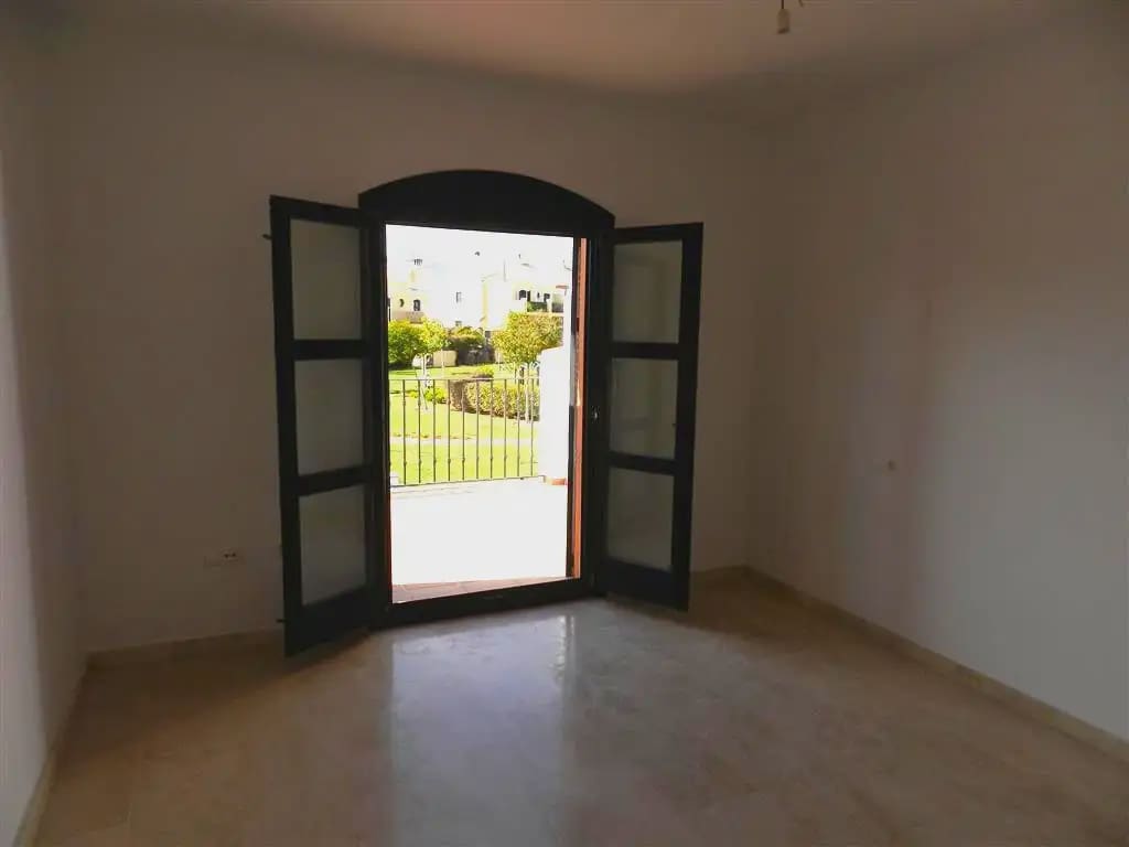 4 soverom Rekkehus til salgs i Marbella med svømmebasseng garasje - € 720 000 (Ref: 10170059)
