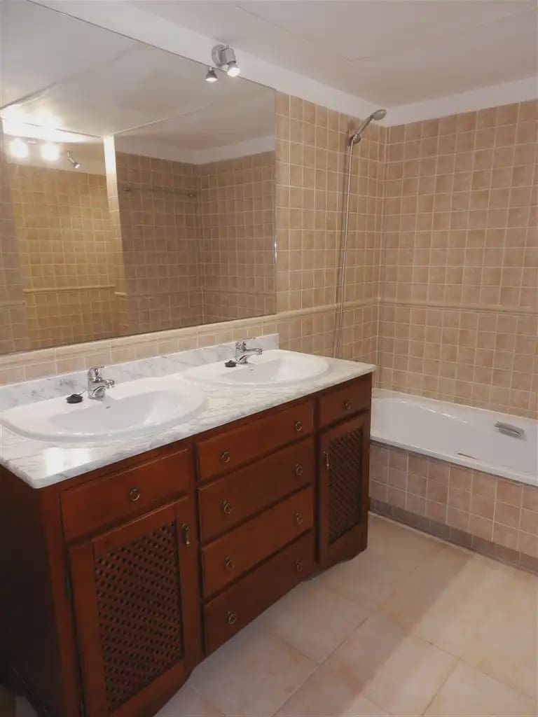 4 soverom Rekkehus til salgs i Marbella med svømmebasseng garasje - € 720 000 (Ref: 10170059)