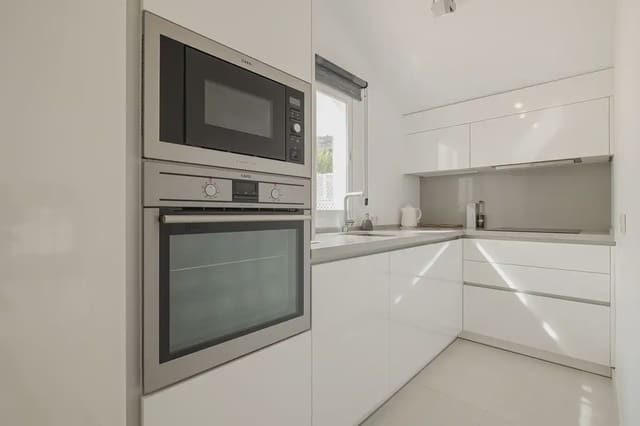 4 soverom Penthouse til salgs i Benahavís pueblo, Benahavís med svømmebasseng garasje - € 589 000 (Ref: 10170062)