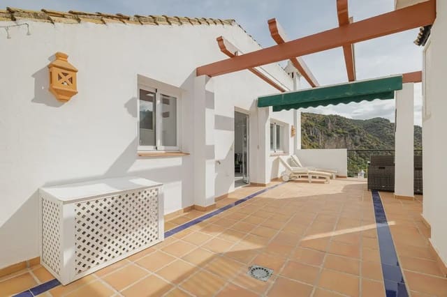 4 soverom Penthouse til salgs i Benahavís pueblo, Benahavís med svømmebasseng garasje - € 589 000 (Ref: 10170062)
