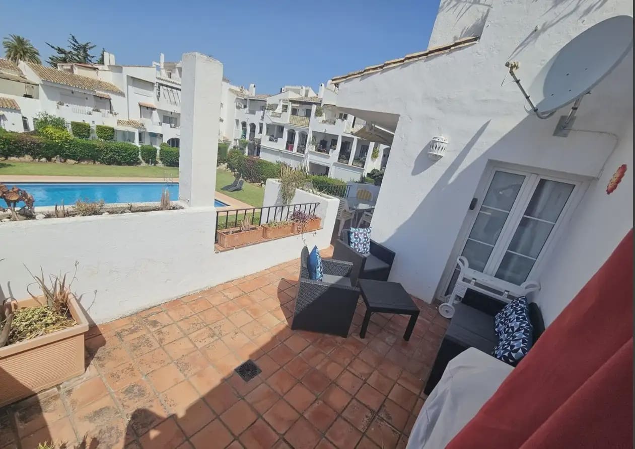 2 sypialnia Apartament przy plaży na sprzedaż w El Paraiso z basenem garażem - 299 000 € (Ref: 10170063)
