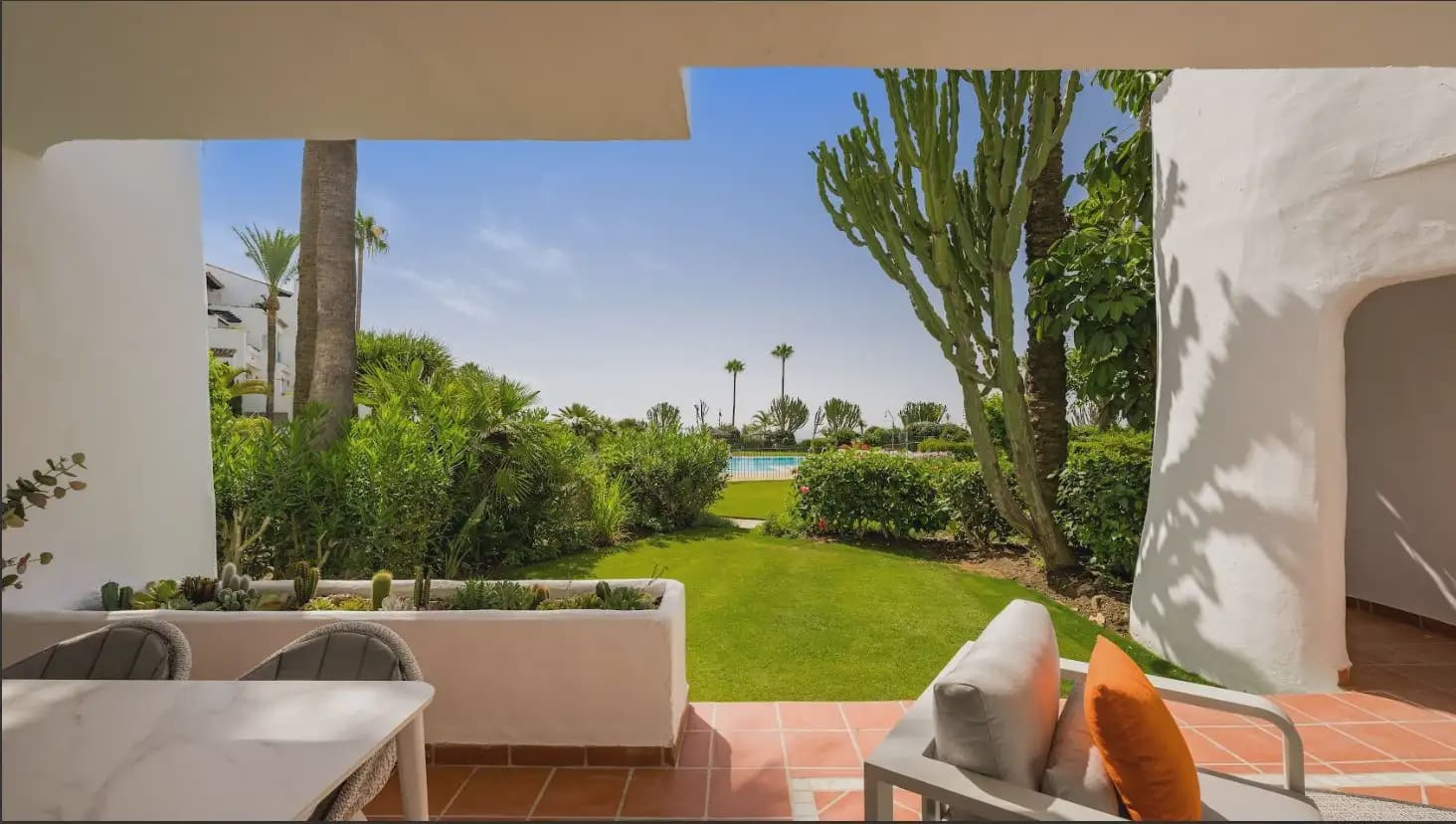 3 chambre Appartement de Plage à vendre à Costalita avec piscine garage - 1 695 000 € (Ref: 10170064)