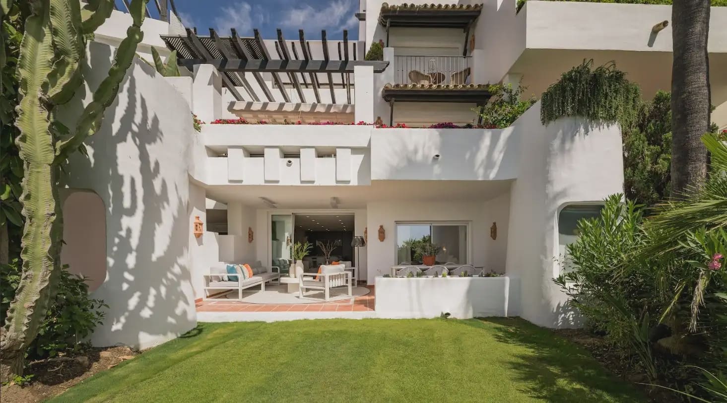3 chambre Appartement de Plage à vendre à Costalita avec piscine garage - 1 695 000 € (Ref: 10170064)