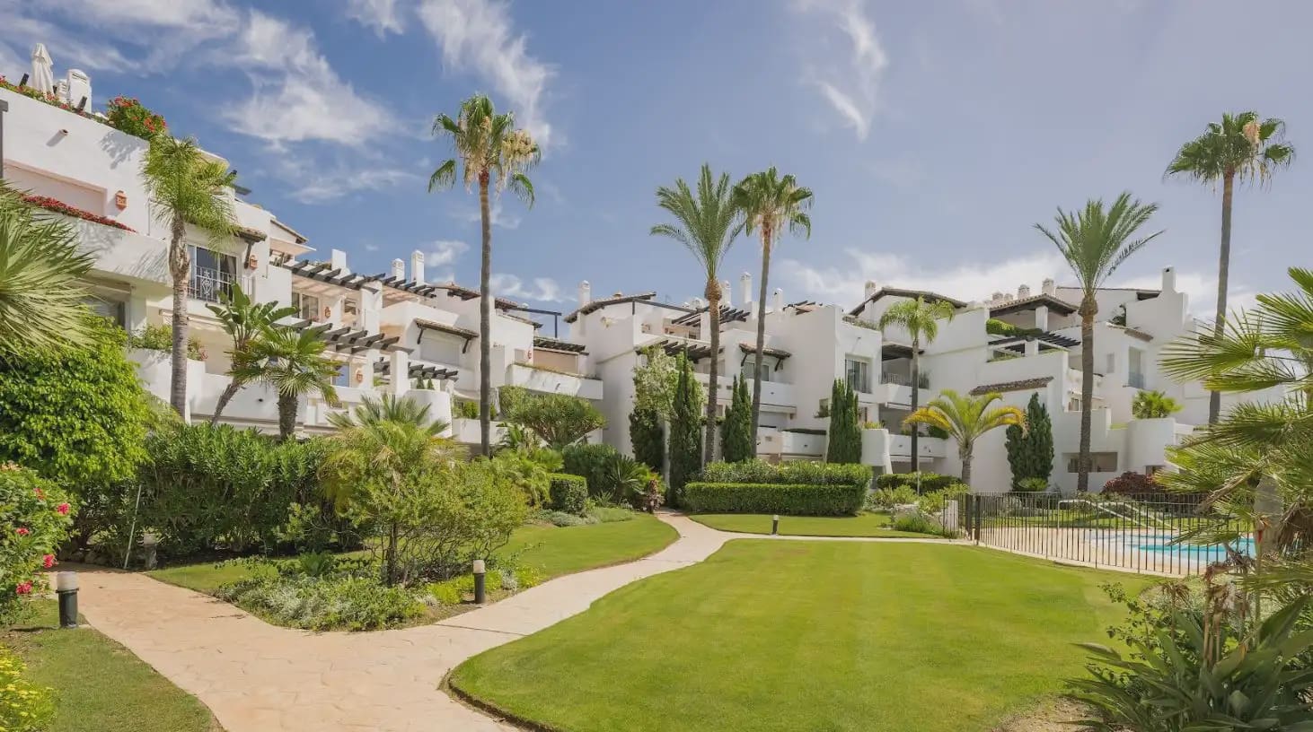 3 chambre Appartement de Plage à vendre à Costalita avec piscine garage - 1 695 000 € (Ref: 10170064)