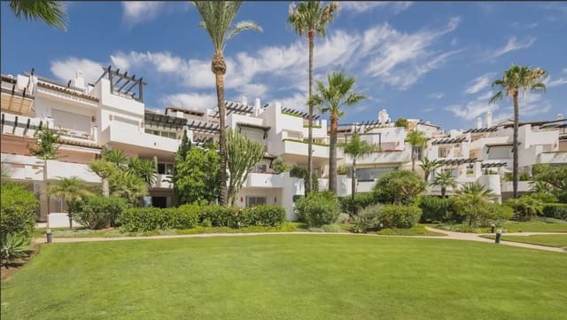 3 chambre Appartement de Plage à vendre à Costalita, Estepona avec piscine garage - 1 695 000 € (Ref: 10170064)
