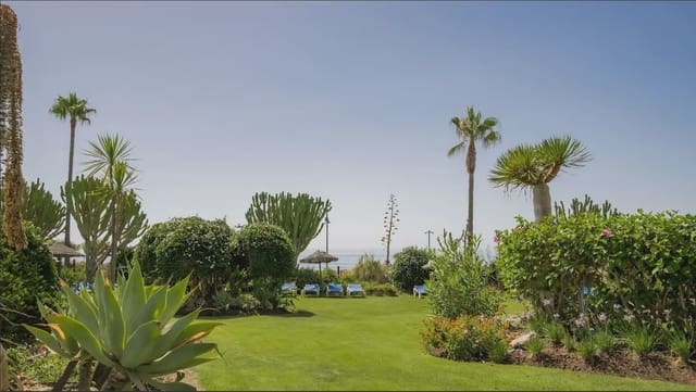 3 chambre Appartement de Plage à vendre à Costalita, Estepona avec piscine garage - 1 695 000 € (Ref: 10170064)