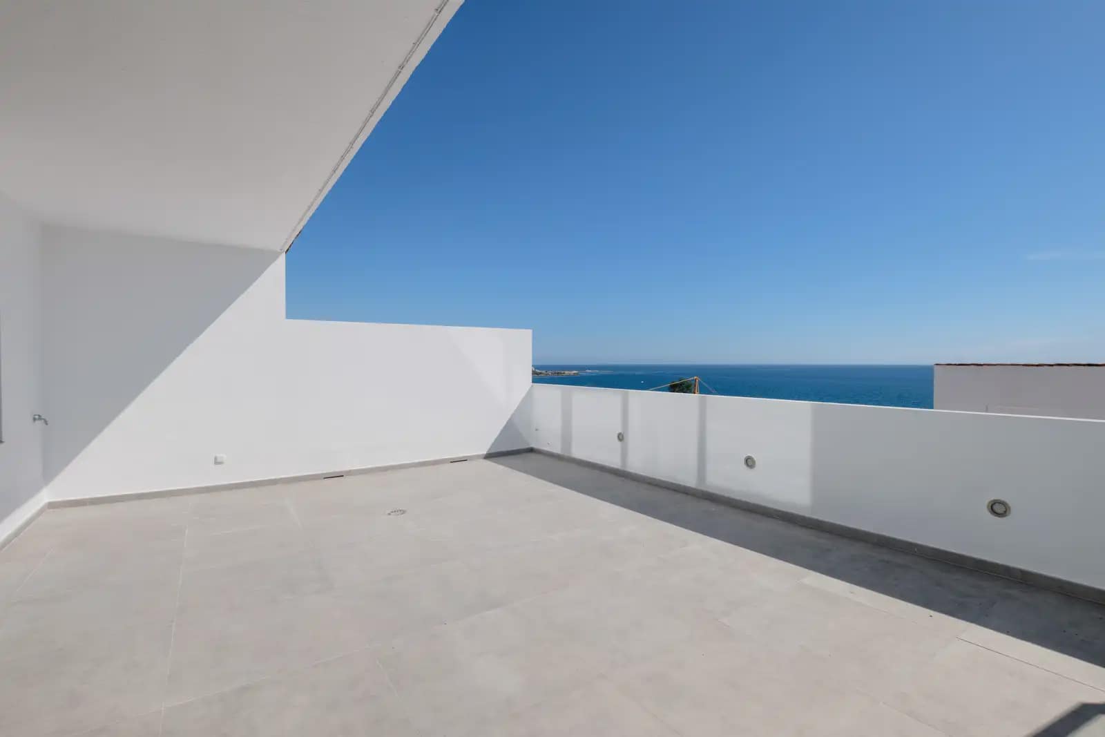 3 Zimmer Penthouse zu verkaufen in Estepona mit Pool Garage - 739.000 € (Ref: 10170065)
