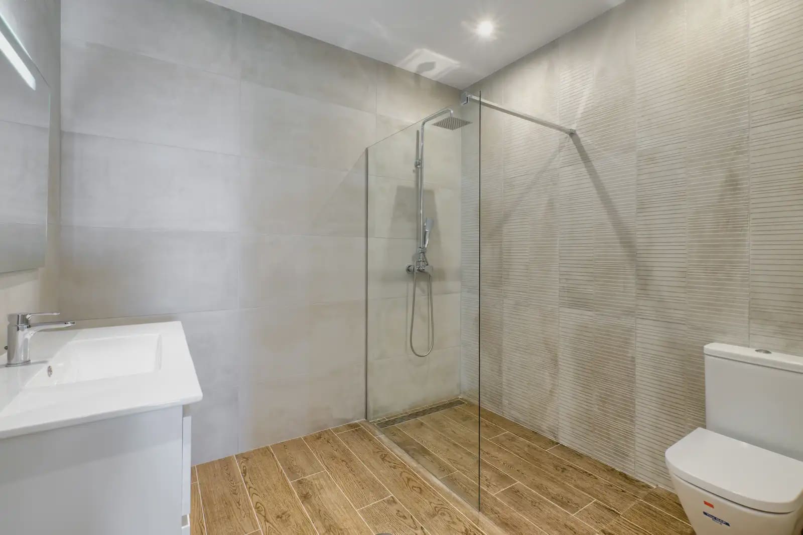 3 Zimmer Penthouse zu verkaufen in Estepona mit Pool Garage - 739.000 € (Ref: 10170065)
