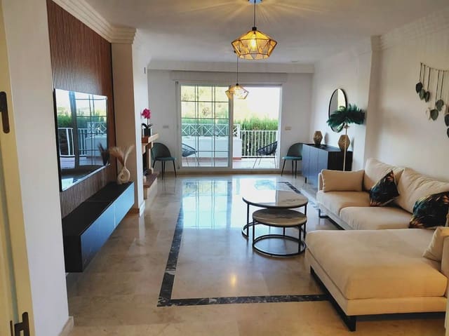 1 soveværelse Lejlighed til salg i Río Real, Marbella med swimmingpool - € 345.000 (Ref: 10170067)