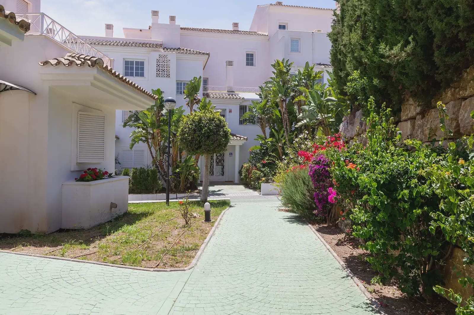 1 quarto Apartamento para venda em Marbella com piscina - 345 000 € (Ref: 10170067)