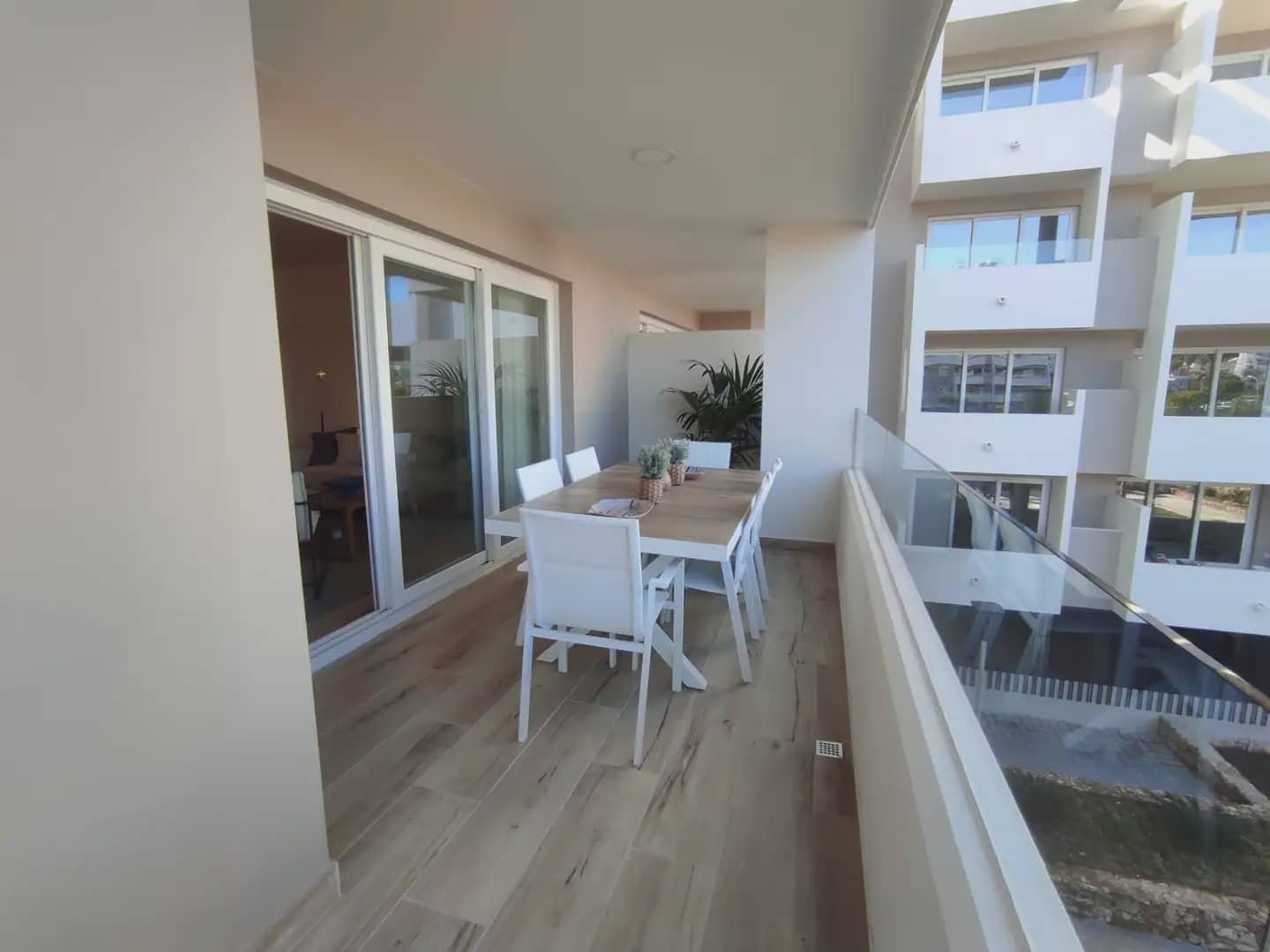 2 makuuhuone Asunto myytävänä paikassa Marbella mukana uima-altaan 
autotalli - 380 000 € (Ref: 10170068)