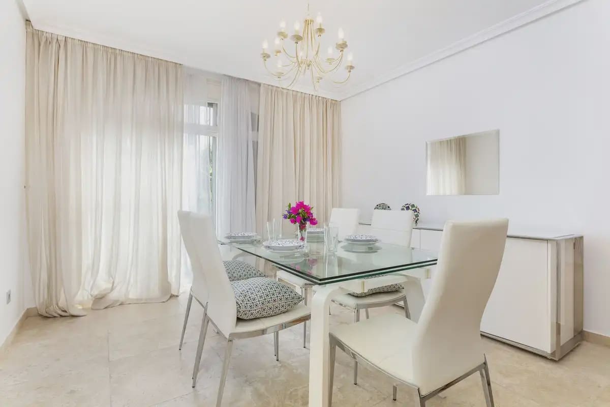 2 slaapkamer Appartement te koop in Marbella met zwembad garage - € 520.000 (Ref: 10170069)
