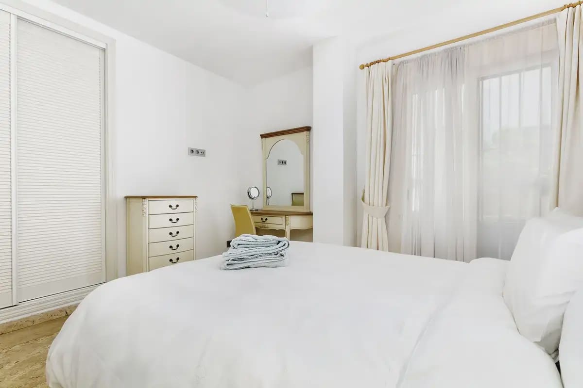2 slaapkamer Appartement te koop in Marbella met zwembad garage - € 520.000 (Ref: 10170069)