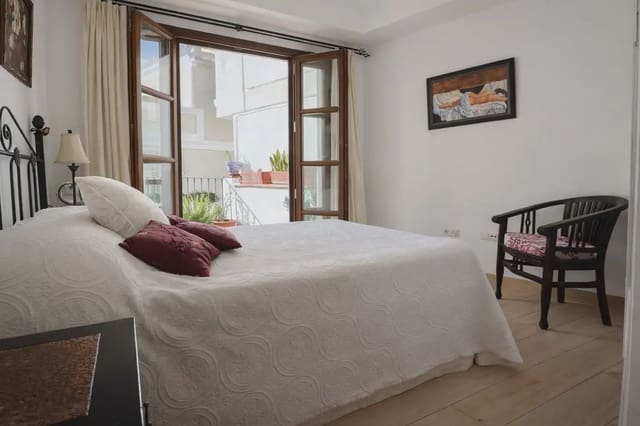 3 chambre Villa/Maison Mitoyenne à vendre à La Quinta, Benahavís avec piscine garage - 725 000 € (Ref: 10170070)