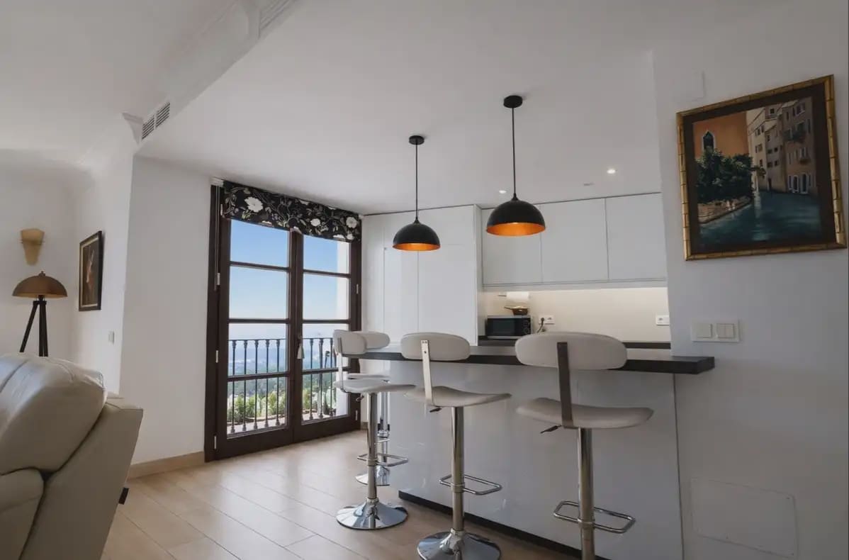 3 soverom Rekkehus til salgs i Benahavis med svømmebasseng garasje - € 725 000 (Ref: 10170070)