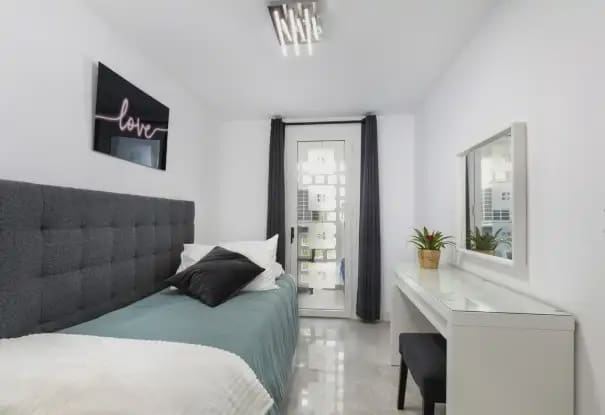 3 soverom Leilighet til salgs i Marbella med svømmebasseng garasje - € 695 000 (Ref: 10170072)