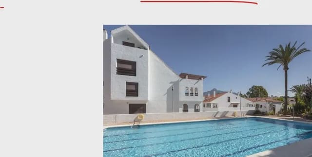 Piso de 3 habitaciones en Nueva Andalucía Centro, Marbella en venta con piscina garaje - 695.000 € (Ref: 10170072)