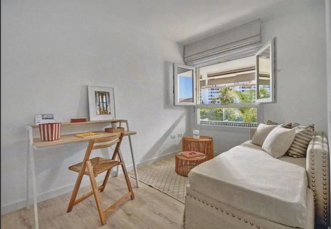 2 makuuhuone Asunto myytävänä paikassa Marbella mukana uima-altaan 
autotalli - 455 000 € (Ref: 10170073)