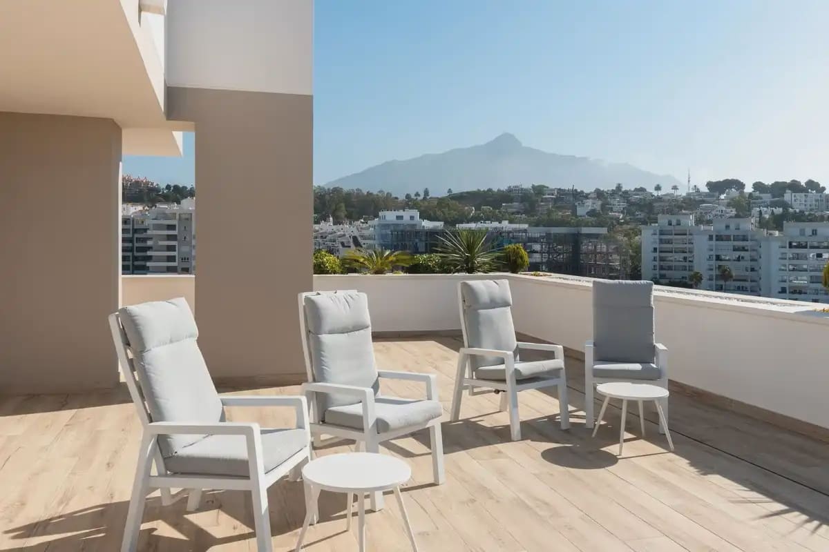 4 bedroom Apartment for sale in Marbella with pool garage - € 503,000 (Ref: 10170077)