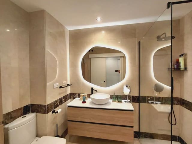 2 bedroom Flat for sale in Valdeolletas - Las Cancelas - Xarblanca, Marbella with pool garage - € 498,000 (Ref: 10170080)
